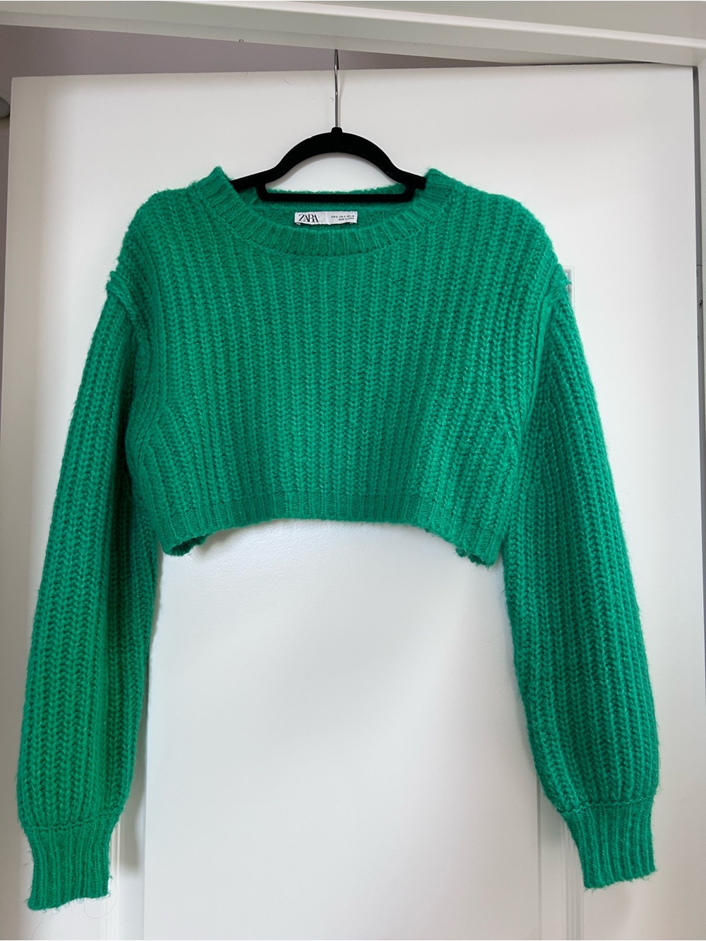 Zara Emerald Green Cropped Ribbed Crewneck Sweater